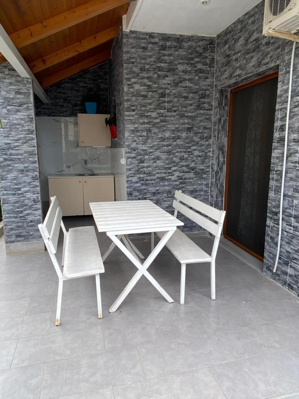 Vila Avni Likometi Ксамил Номер фото